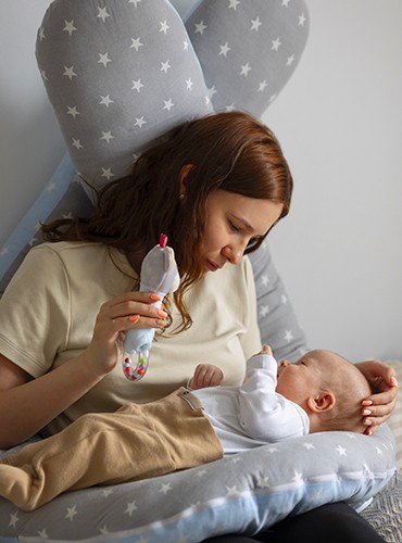 Pourquoi dormir avec le doudou de bébé avant sa naissance?